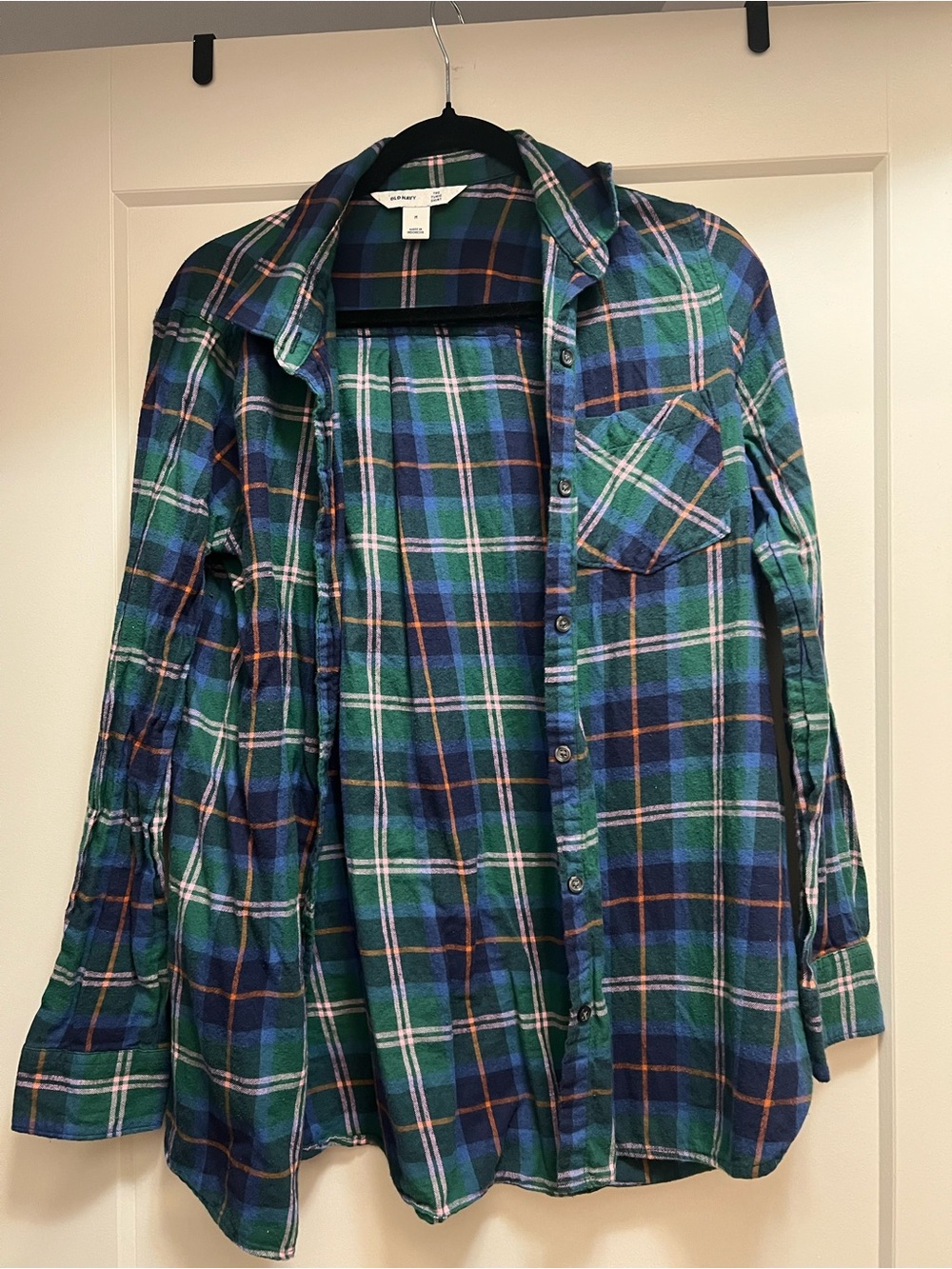 Green & Navy Multi color Plaid Button-Up Flannel Shirt